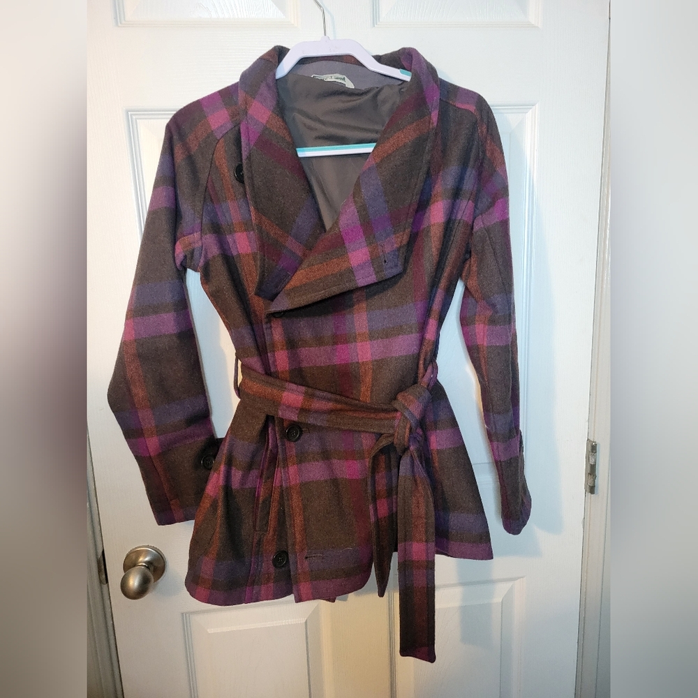 Woolrich Medium Pea Coat Belted Button Up  Wool Blend Sz M Plaid